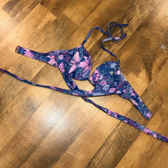 Victoria secret bikini top - Picture 1 of 3